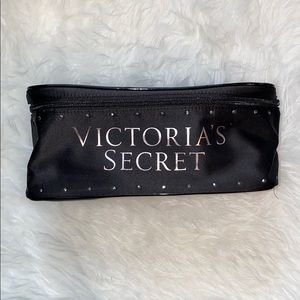 Victoria’s Secret travel bag-NWT